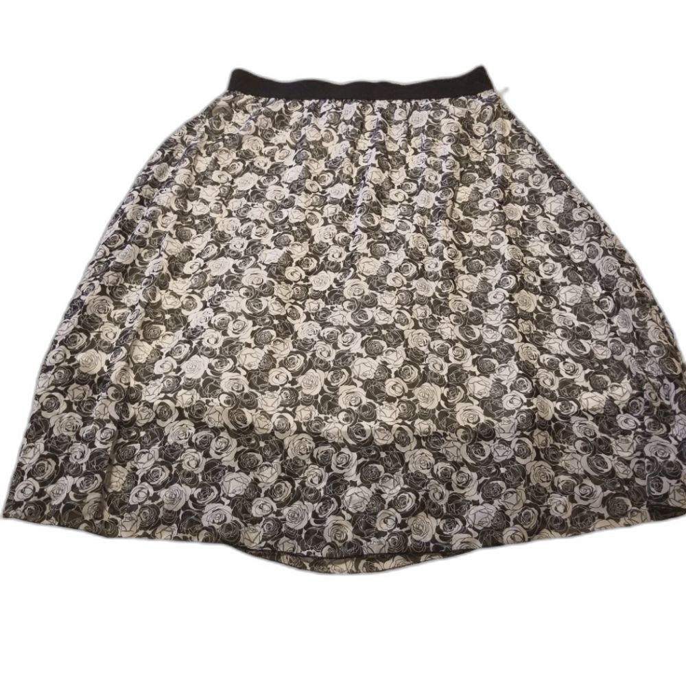 Lularoe Skirt Women's Size XL Boho Y2k Floral Black White Lola New
